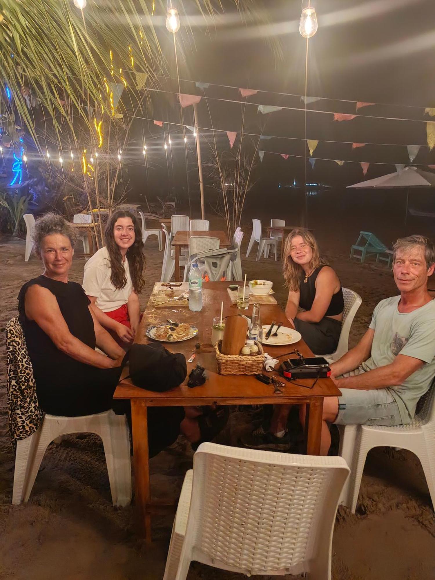 Zhaya'S Beach & Cottages Эль-Нидо Экстерьер фото